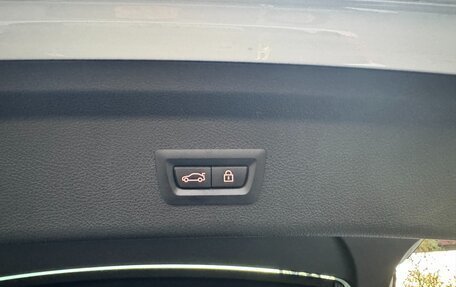 BMW 3 серия, 2019 год, 2 850 000 рублей, 15 фотография