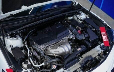 Toyota Camry, 2019 год, 2 290 000 рублей, 5 фотография