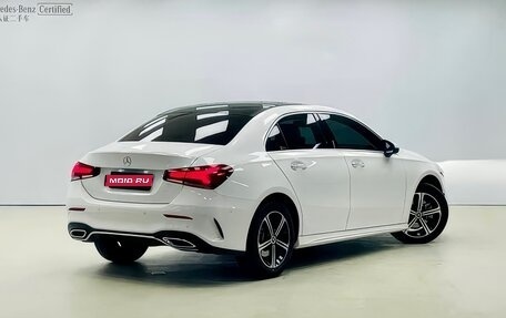 Mercedes-Benz A-Класс, 2022 год, 2 100 000 рублей, 1 фотография