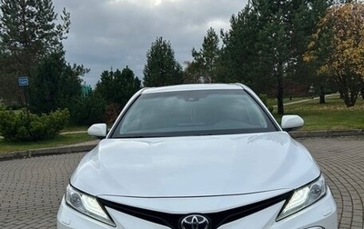 Toyota Camry, 2021 год, 3 500 000 рублей, 1 фотография