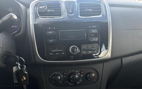 Renault Logan II, 2016 год, 580 000 рублей, 13 фотография