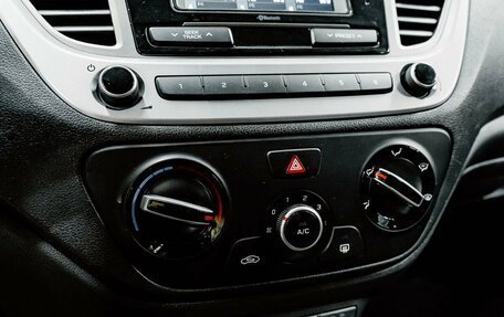 Hyundai Solaris II рестайлинг, 2019 год, 1 250 000 рублей, 19 фотография