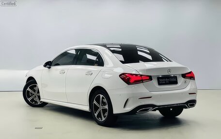 Mercedes-Benz A-Класс, 2022 год, 2 100 000 рублей, 6 фотография