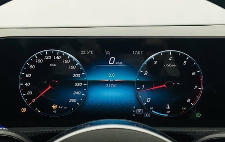 Mercedes-Benz A-Класс, 2022 год, 2 100 000 рублей, 11 фотография