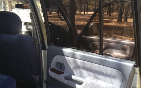 Toyota Land Cruiser Prado 90 рестайлинг, 2001 год, 1 750 000 рублей, 18 фотография