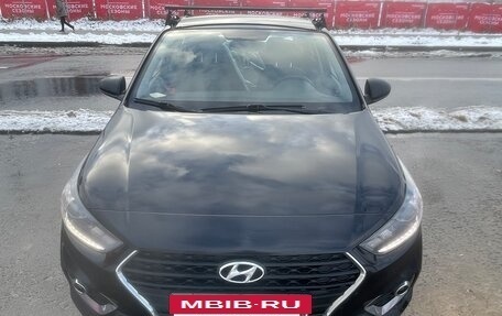 Hyundai Solaris II рестайлинг, 2017 год, 1 050 000 рублей, 5 фотография