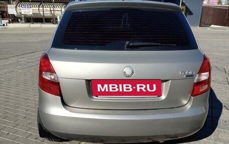 Skoda Fabia II, 2009 год, 310 000 рублей, 3 фотография