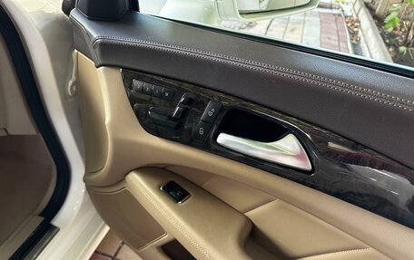 Mercedes-Benz CLS, 2012 год, 2 130 000 рублей, 16 фотография