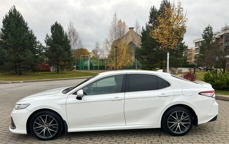 Toyota Camry, 2021 год, 3 500 000 рублей, 3 фотография