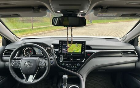 Toyota Camry, 2021 год, 3 500 000 рублей, 15 фотография