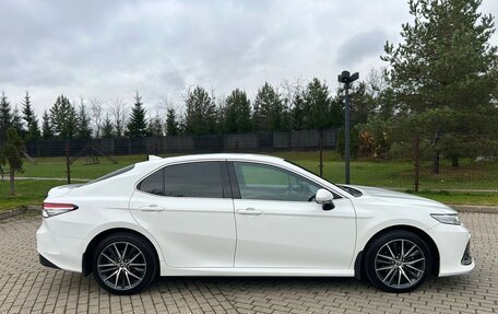 Toyota Camry, 2021 год, 3 500 000 рублей, 8 фотография