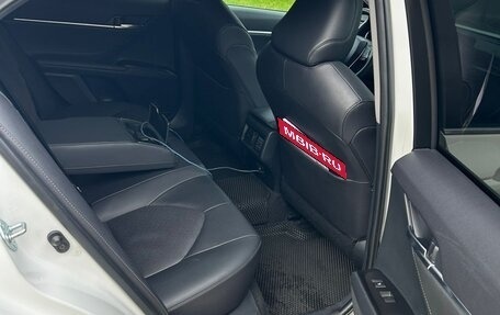 Toyota Camry, 2021 год, 3 500 000 рублей, 18 фотография