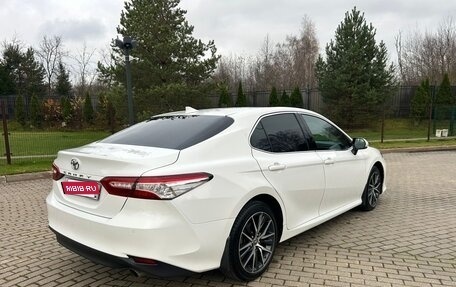 Toyota Camry, 2021 год, 3 500 000 рублей, 7 фотография