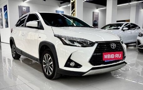 Toyota Yaris XP150 рестайлинг, 2022 год, 1 392 000 рублей, 3 фотография