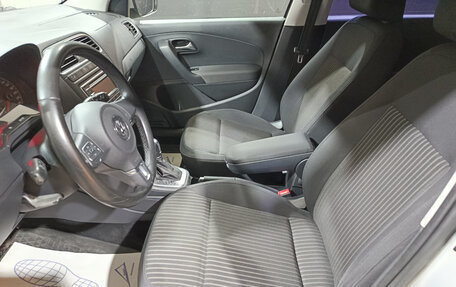 Volkswagen Polo VI (EU Market), 2013 год, 890 000 рублей, 7 фотография