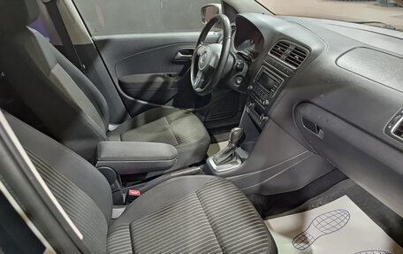 Volkswagen Polo VI (EU Market), 2013 год, 890 000 рублей, 8 фотография