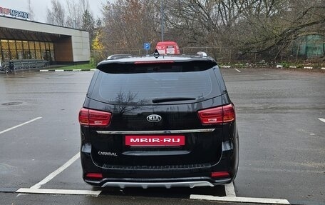 KIA Carnival III, 2019 год, 2 950 000 рублей, 8 фотография