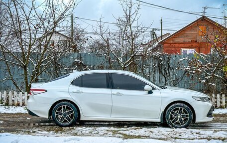 Toyota Camry, 2021 год, 3 400 000 рублей, 4 фотография