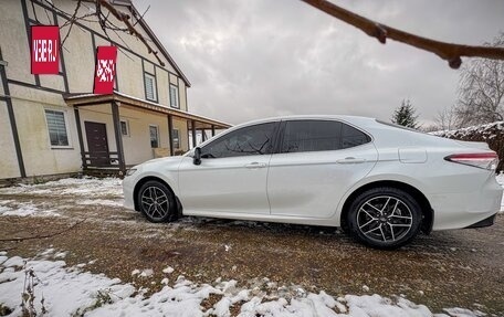 Toyota Camry, 2021 год, 3 400 000 рублей, 3 фотография