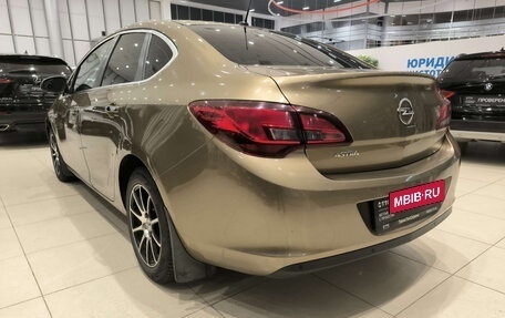 Opel Astra J, 2013 год, 890 000 рублей, 7 фотография