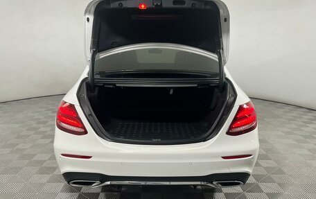 Mercedes-Benz E-Класс, 2019 год, 4 049 000 рублей, 4 фотография