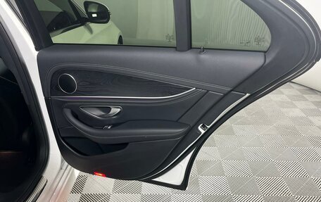 Mercedes-Benz E-Класс, 2019 год, 4 049 000 рублей, 14 фотография