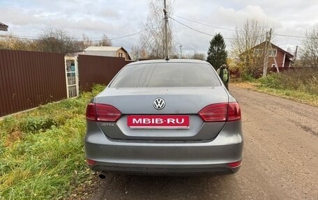 Volkswagen Jetta VI, 2014 год, 950 000 рублей, 1 фотография