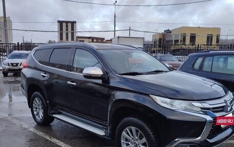 Mitsubishi Pajero Sport III рестайлинг, 2017 год, 2 550 000 рублей, 8 фотография