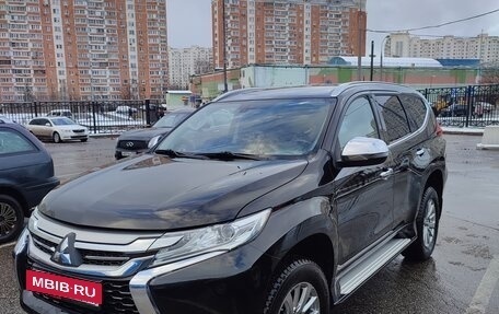Mitsubishi Pajero Sport III рестайлинг, 2017 год, 2 550 000 рублей, 9 фотография