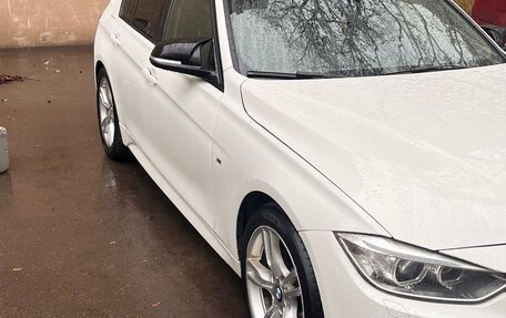 BMW 3 серия, 2013 год, 1 600 000 рублей, 3 фотография