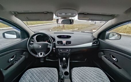 Renault Fluence I, 2011 год, 697 000 рублей, 2 фотография