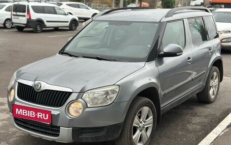 Skoda Yeti I рестайлинг, 2012 год, 900 000 рублей, 2 фотография