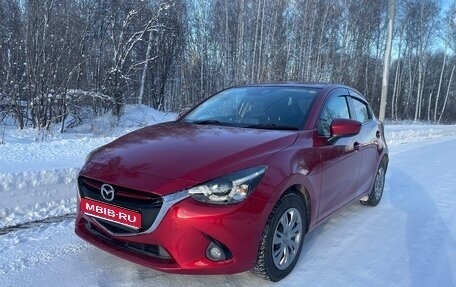 Mazda Demio IV, 2015 год, 1 190 000 рублей, 1 фотография