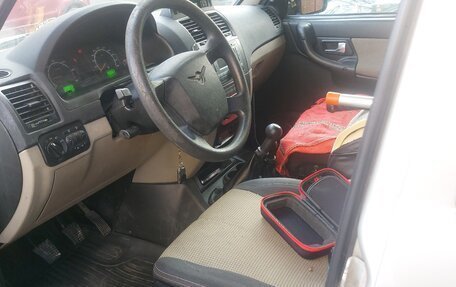 ЛуАЗ Patriot, 2012 год, 680 000 рублей, 10 фотография