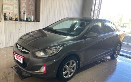 Hyundai Solaris II рестайлинг, 2011 год, 799 000 рублей, 2 фотография