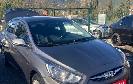 Hyundai Solaris II рестайлинг, 2011 год, 799 000 рублей, 4 фотография