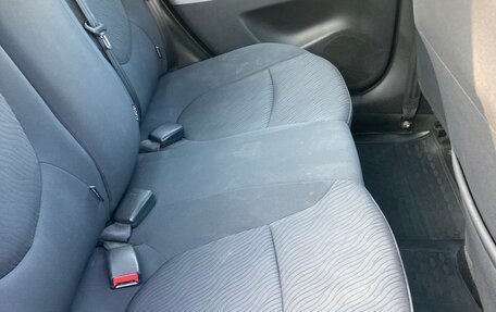 Hyundai Solaris II рестайлинг, 2011 год, 799 000 рублей, 19 фотография