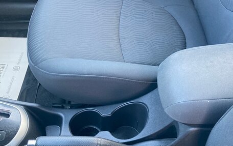 Hyundai Solaris II рестайлинг, 2011 год, 799 000 рублей, 18 фотография