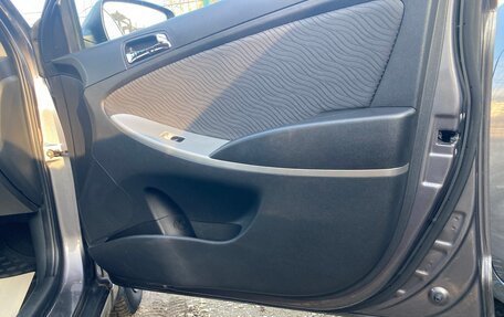 Hyundai Solaris II рестайлинг, 2011 год, 799 000 рублей, 17 фотография