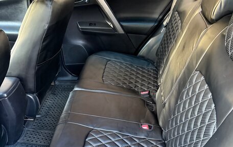 Toyota RAV4, 2014 год, 2 000 000 рублей, 4 фотография