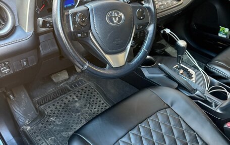 Toyota RAV4, 2014 год, 2 000 000 рублей, 5 фотография