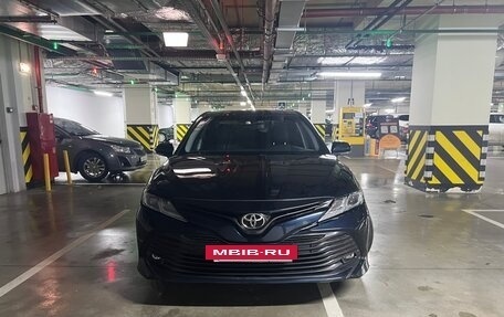 Toyota Camry, 2020 год, 2 950 000 рублей, 2 фотография