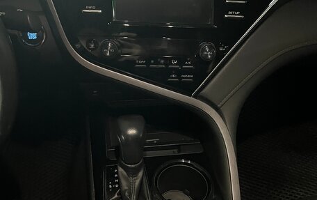 Toyota Camry, 2020 год, 2 950 000 рублей, 13 фотография