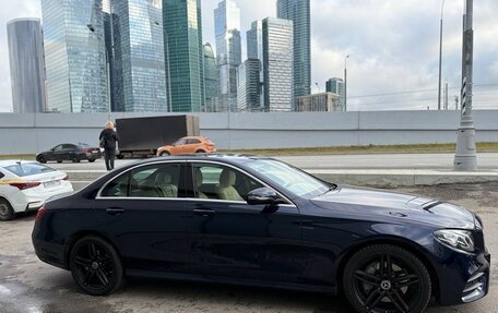 Mercedes-Benz E-Класс, 2019 год, 4 100 000 рублей, 2 фотография