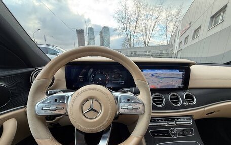 Mercedes-Benz E-Класс, 2019 год, 4 100 000 рублей, 7 фотография