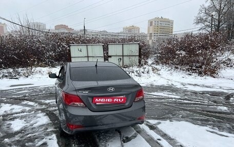 Hyundai Solaris II рестайлинг, 2016 год, 1 050 000 рублей, 3 фотография