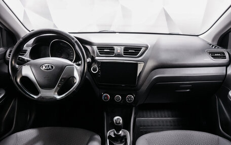 KIA Rio III рестайлинг, 2015 год, 899 000 рублей, 11 фотография