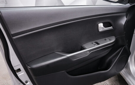 KIA Rio III рестайлинг, 2015 год, 899 000 рублей, 16 фотография