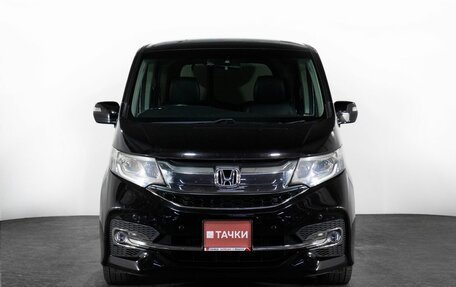 Honda Stepwgn IV, 2016 год, 2 000 000 рублей, 2 фотография