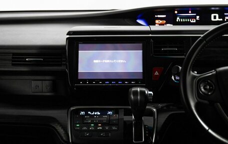 Honda Stepwgn IV, 2016 год, 2 000 000 рублей, 14 фотография